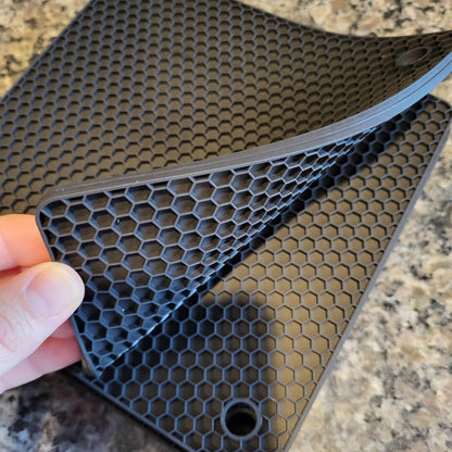 ServeFlex™ Non-slip and heat-resistant mat set